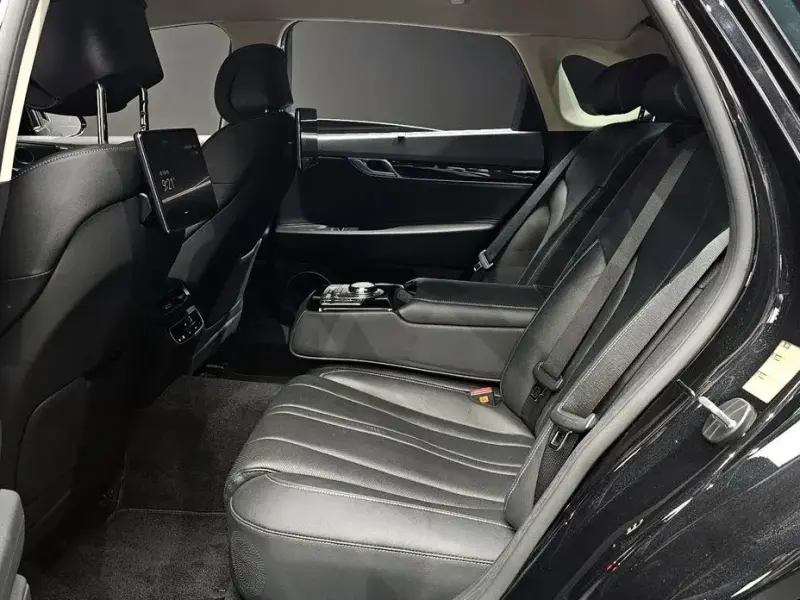 2023 Genesis G80 с пробегом 50 235 км