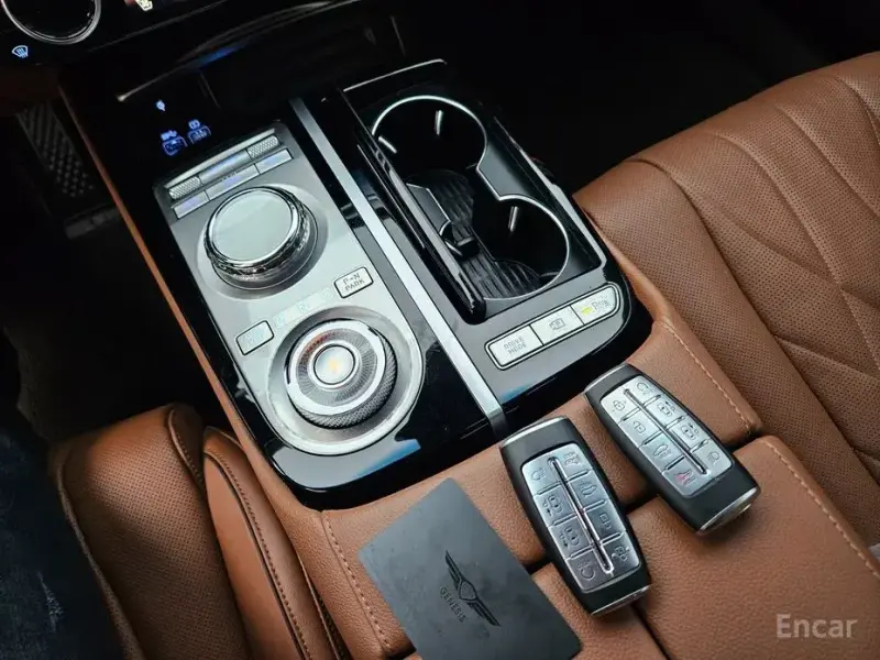 2023 Genesis G80 с пробегом 41 715 км