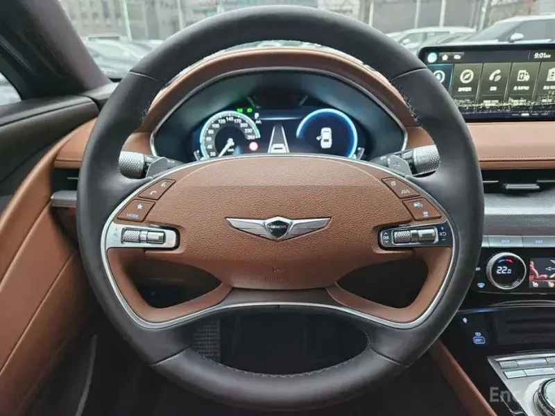 2023 Genesis G80 с пробегом 41 715 км