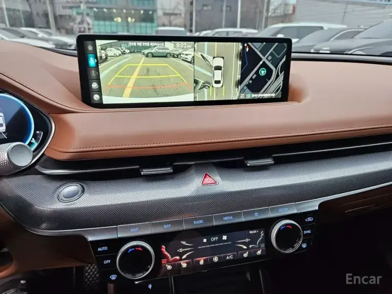 2023 Genesis G80 с пробегом 41 715 км