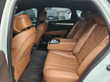 2023 Genesis G80 с пробегом 41 715 км