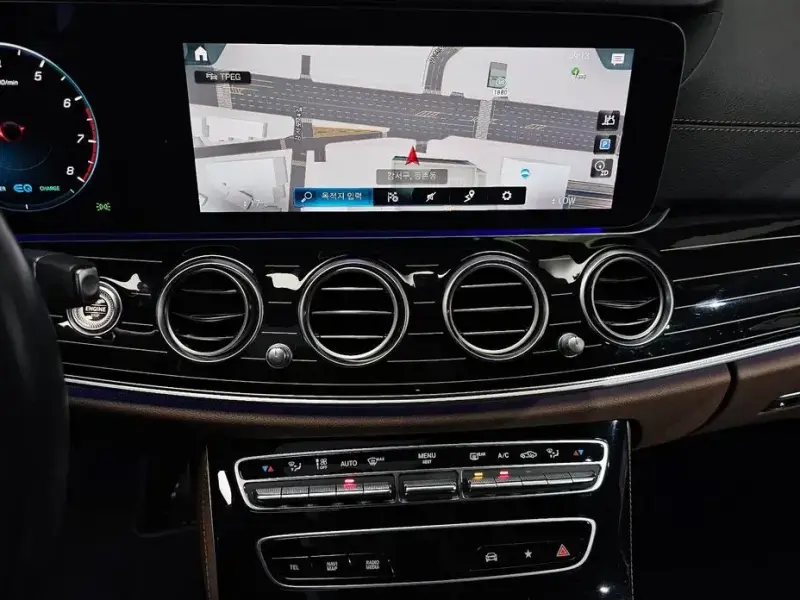 2022 Mercedes-Benz E-Класс с пробегом 62 343 км