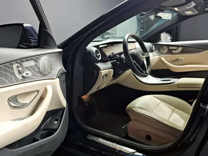 2022 Mercedes-Benz E-Класс с пробегом 35 191 км