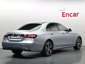 2021 Mercedes-Benz E-Класс с пробегом 22 761 км