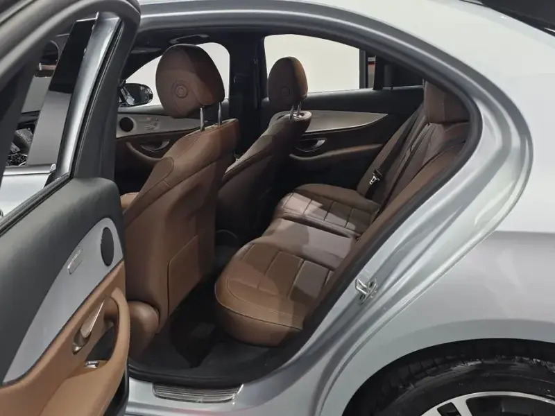 2021 Mercedes-Benz E-Класс с пробегом 22 761 км