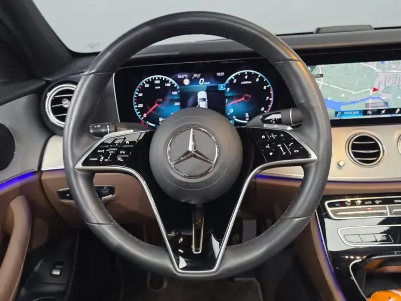 2021 Mercedes-Benz E-Класс с пробегом 22 761 км
