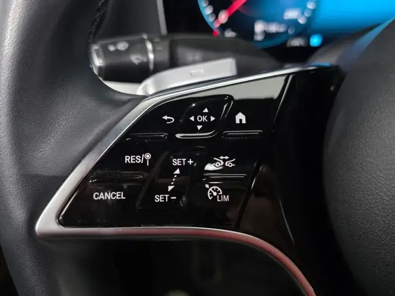 2021 Mercedes-Benz E-Класс с пробегом 22 761 км