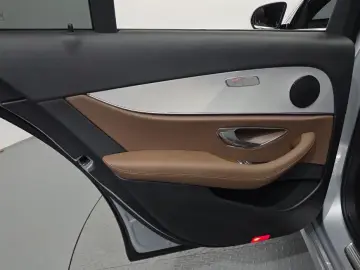 2021 Mercedes-Benz E-Класс с пробегом 22 761 км
