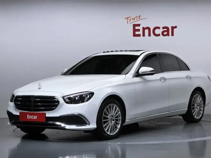 2022 Mercedes-Benz E-Класс с пробегом 63 542 км