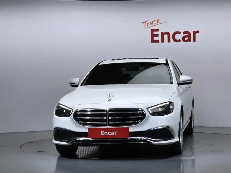 2022 Mercedes-Benz E-Класс с пробегом 63 542 км