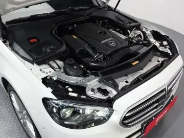 2022 Mercedes-Benz E-Класс с пробегом 63 542 км