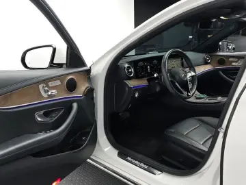 2022 Mercedes-Benz E-Класс с пробегом 63 542 км
