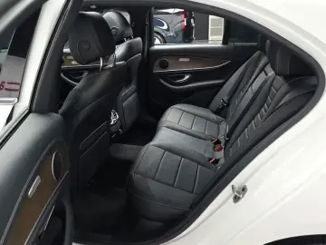 2022 Mercedes-Benz E-Класс с пробегом 63 542 км