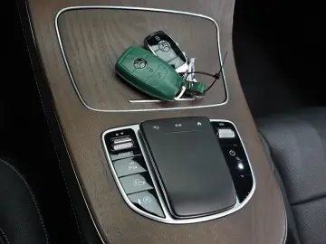 2022 Mercedes-Benz E-Класс с пробегом 63 542 км