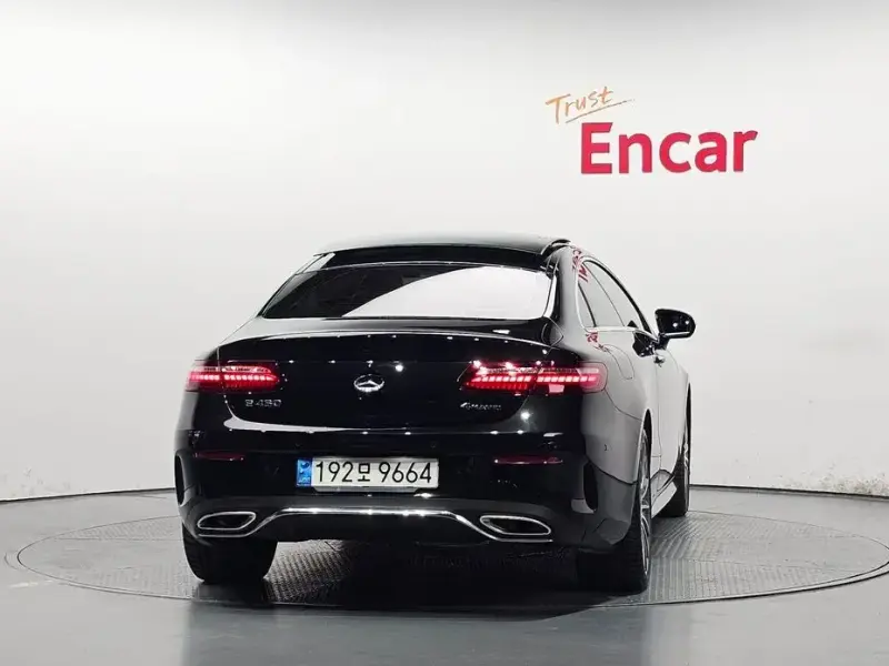2021 Mercedes-Benz E-Класс с пробегом 15 182 км