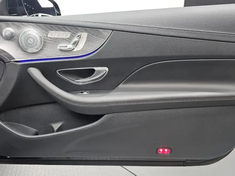 2021 Mercedes-Benz E-Класс с пробегом 15 182 км