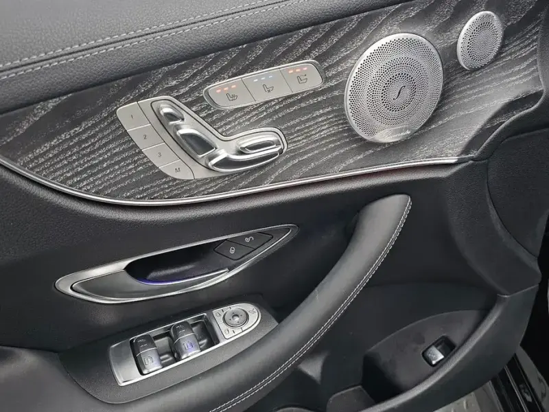 2021 Mercedes-Benz E-Класс с пробегом 15 182 км