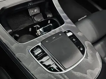 2021 Mercedes-Benz E-Класс с пробегом 15 182 км