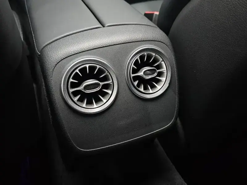 2021 Mercedes-Benz E-Класс с пробегом 15 182 км