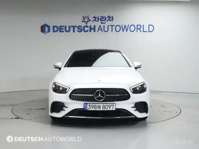 2022 Mercedes-Benz E-Класс с пробегом 23 512 км