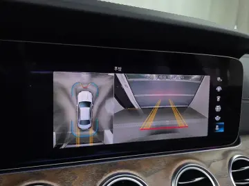 2023 Mercedes-Benz E-Класс с пробегом 17 263 км