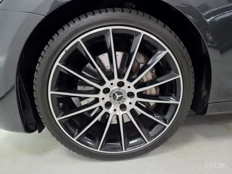 2023 Mercedes-Benz E-Класс с пробегом 30 004 км