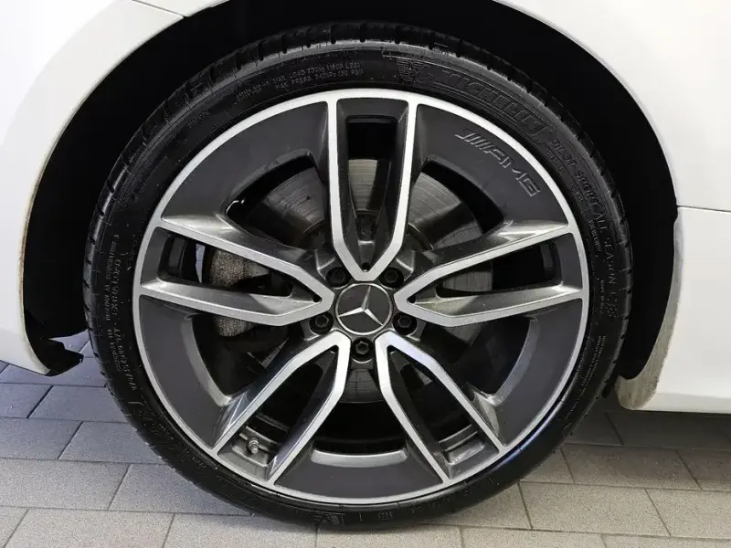 2021 Mercedes-Benz E-Класс с пробегом 61 432 км