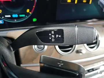 2023 Mercedes-Benz E-Класс с пробегом 57 449 км