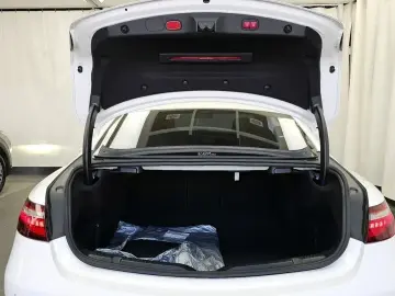 2021 Mercedes-Benz E-Класс с пробегом 61 432 км