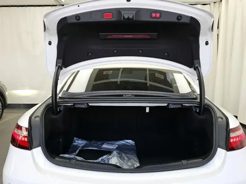 2021 Mercedes-Benz E-Класс с пробегом 61 432 км