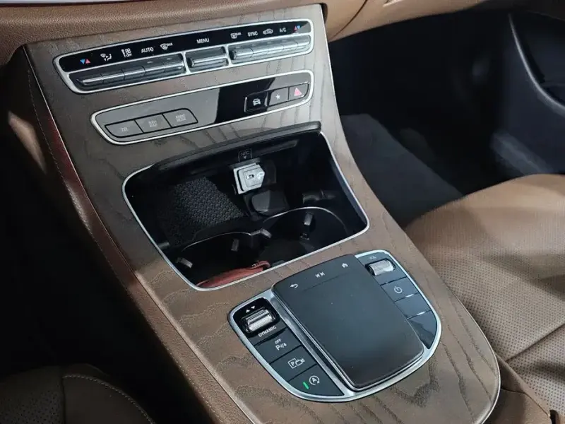 2023 Mercedes-Benz E-Класс с пробегом 57 449 км
