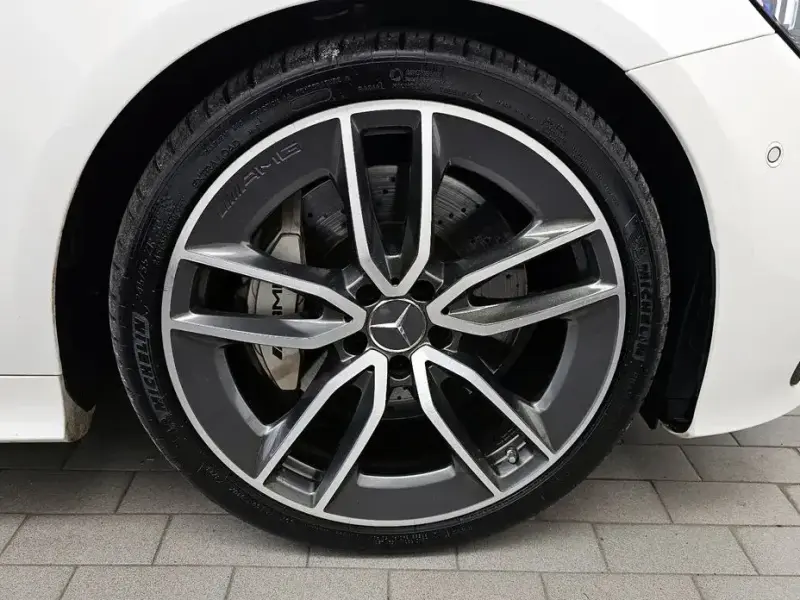 2021 Mercedes-Benz E-Класс с пробегом 61 432 км