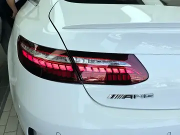 2021 Mercedes-Benz E-Класс с пробегом 61 432 км