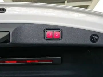 2021 Mercedes-Benz E-Класс с пробегом 61 432 км