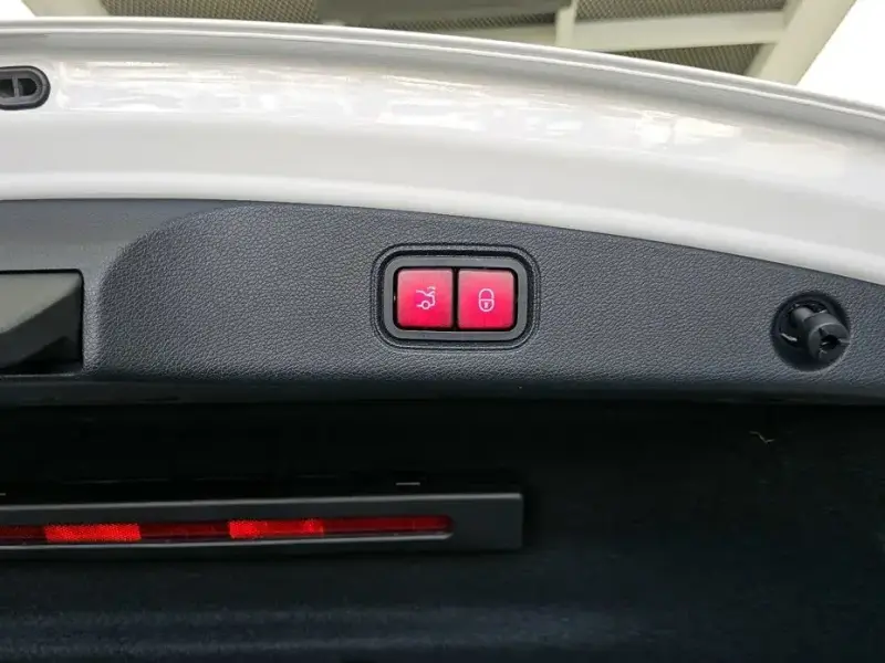 2021 Mercedes-Benz E-Класс с пробегом 61 432 км