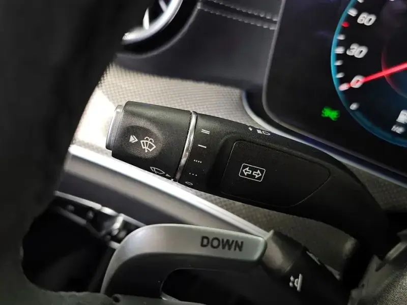 2021 Mercedes-Benz E-Класс с пробегом 61 432 км