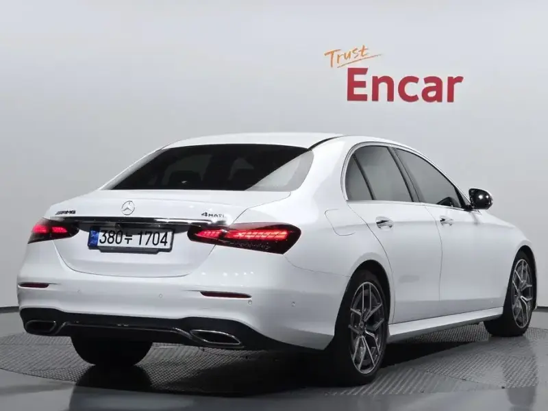 2020 Mercedes-Benz E-Класс с пробегом 62 175 км