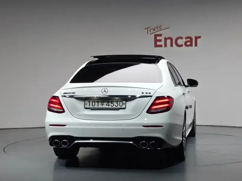 2019 Mercedes-Benz E-Класс с пробегом 65 351 км