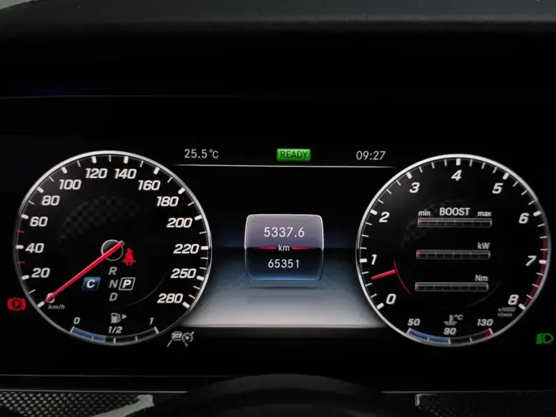 2019 Mercedes-Benz E-Класс с пробегом 65 351 км