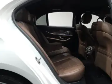 2019 Mercedes-Benz E-Класс с пробегом 65 351 км