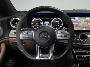2019 Mercedes-Benz E-Класс с пробегом 65 351 км