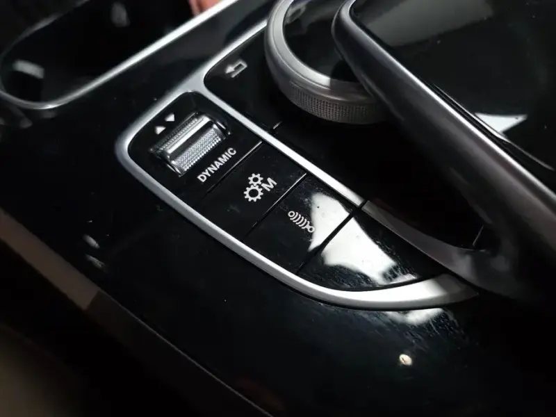 2019 Mercedes-Benz E-Класс с пробегом 65 351 км