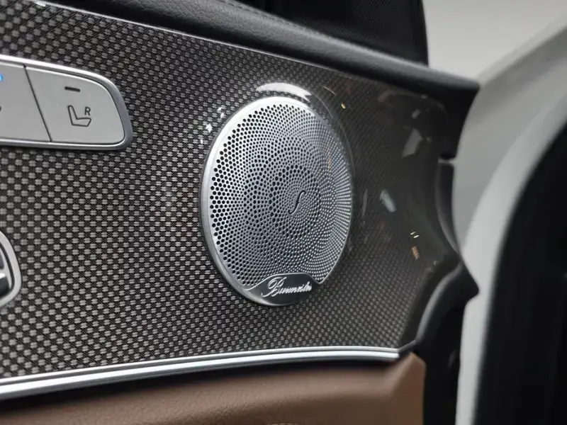 2019 Mercedes-Benz E-Класс с пробегом 65 351 км
