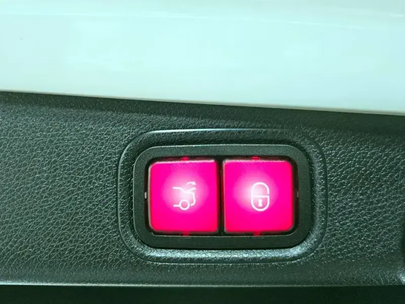 2020 Mercedes-Benz E-Класс с пробегом 85 689 км