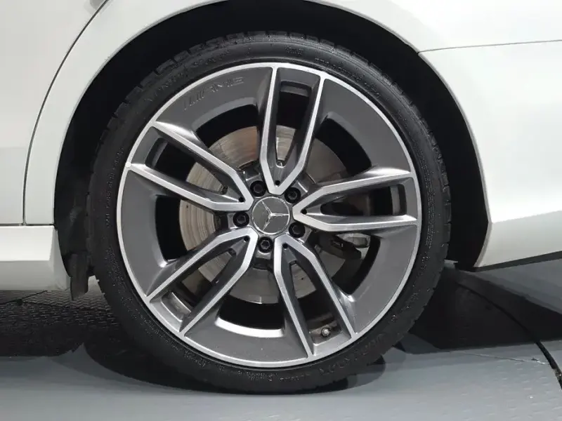 2019 Mercedes-Benz E-Класс с пробегом 65 351 км