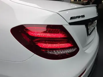 2019 Mercedes-Benz E-Класс с пробегом 65 351 км