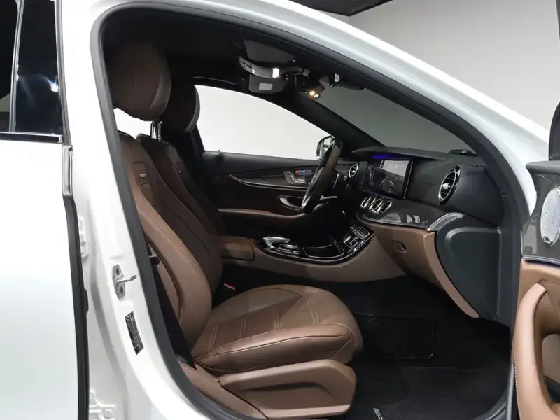 2019 Mercedes-Benz E-Класс с пробегом 65 351 км