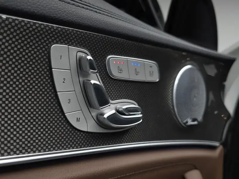 2019 Mercedes-Benz E-Класс с пробегом 65 351 км