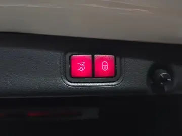 2019 Mercedes-Benz E-Класс с пробегом 65 351 км