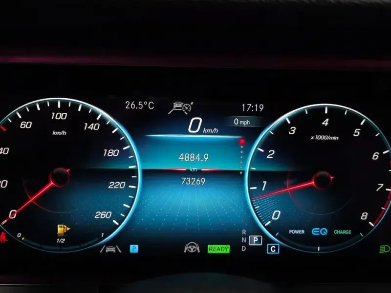 2020 Mercedes-Benz E-Класс с пробегом 73 269 км